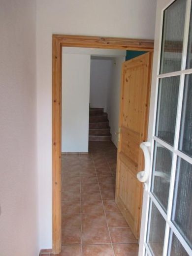 2 Zimmer Wohnung, mit Terrasse und Gartennutzung – Bild 2