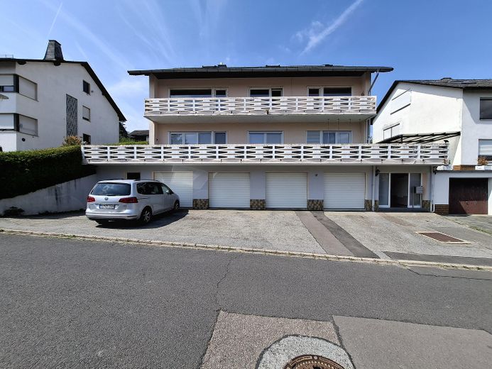 3FH-Renditehit mit hohe Mieteinnahmen in Oberwesel-Dellhofen – Frontansicht Renditeobjekt