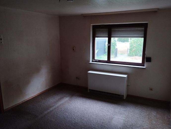 End-of-terrace house, 80m² of living space, for sale in a traffic-calmed area of Albersbösch, Offenburg – Wohnzimmer