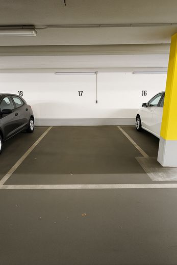 Tiefgaragenstellplatz