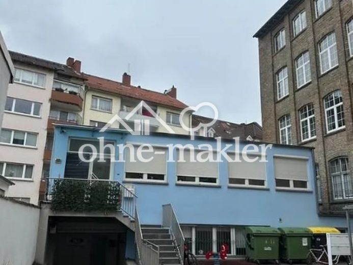 Wohn- und Geschäftshaus in zentraler Lage – Foto 1