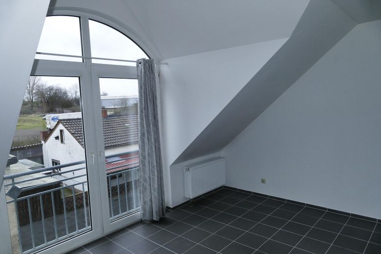 Dachgeschosswohnung mit Weitblick – Küche
