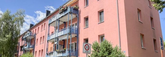Kapitalanlage – Vermietete 4-Zi.-Whg. mit Tageslichtbad & Balkon in C.-Reichenbrand