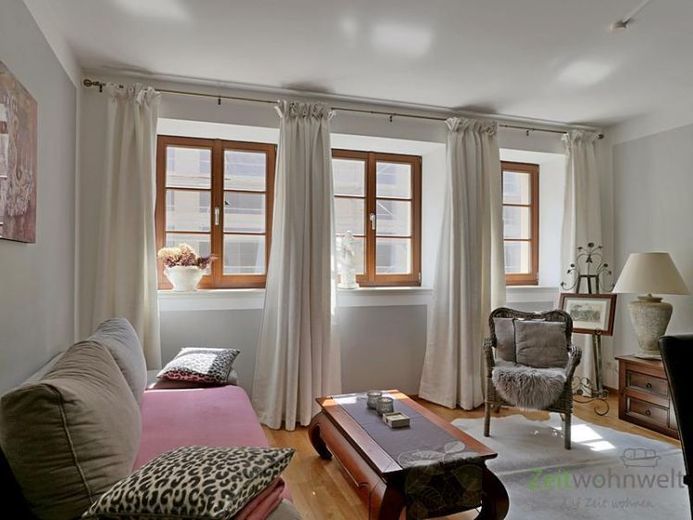 (EF0780_M) Dresden: Innere Altstadt, möbliertes 2-Zi-City-Apartment mit WLAN, Service, Loggia, TG-Stellplatz möglich – Foto 1