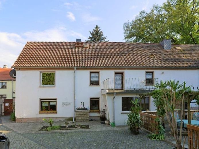 (EF1149_M) Halle: Gröst, möbliertes Wohnhaus mit Hof und Terrasse südlich von Halle im Saalekreis, Service inkl – Foto 1