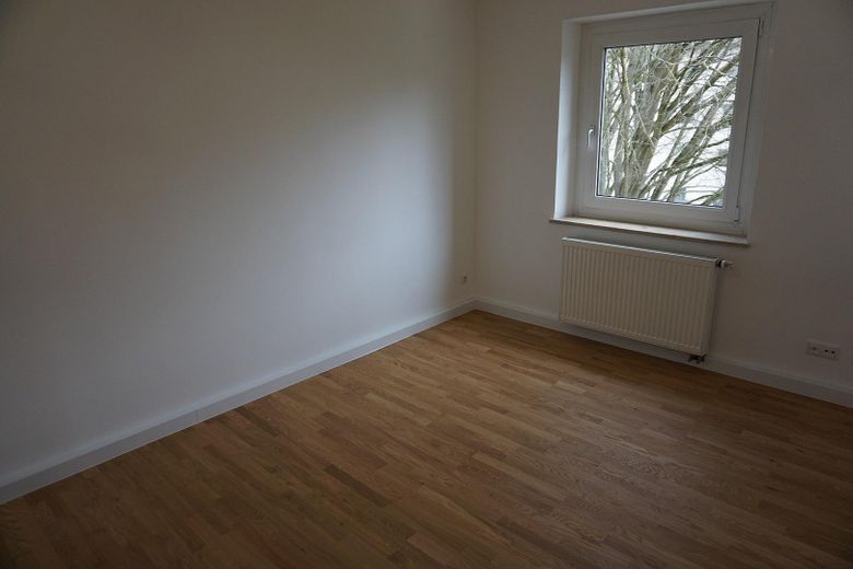 Top sanierte 3-Zi-ETW, bestens vermietet, perfekte Lage zur Uni, für Kapitalanleger! – Kind, Büro oder Ankleide ...