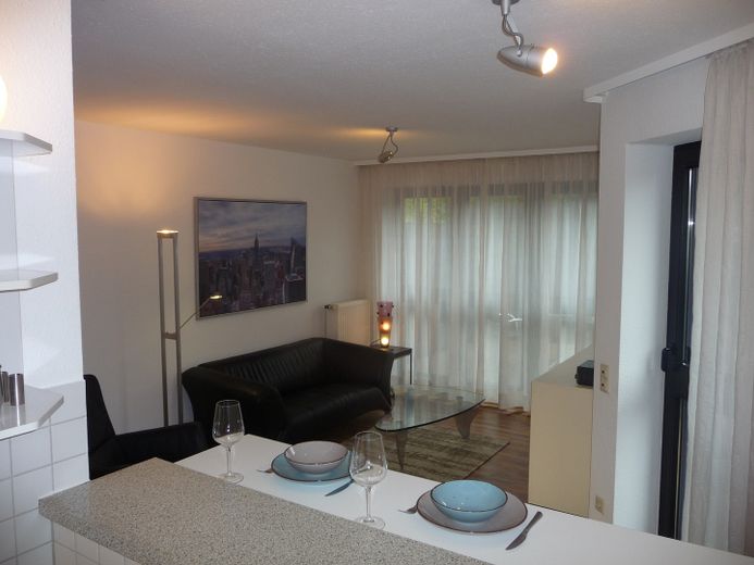 Exklusive, möblierte, ebenerdige Wohnung! Ruhige Toplage Münster-Nord-Wilkinghege – Wohnzimmer