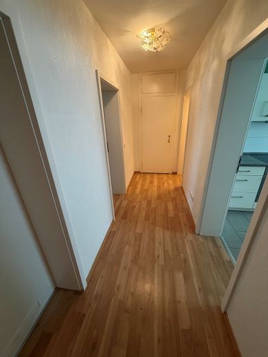 2‑Zimmer‑EG-Wohnung ideal als Kapitalanlage oder Eigennutzung – Flur