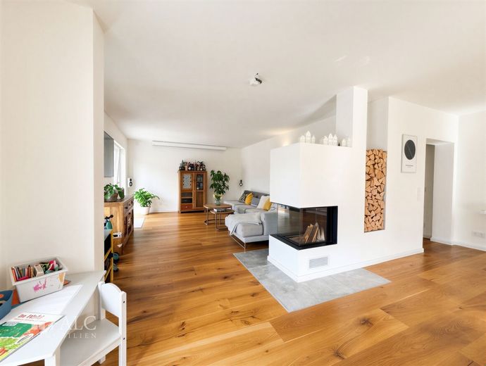 Wohnkomfort in begehrter Lage - Traumhaus in Klosterhardt-Süd – Wohnzimmer