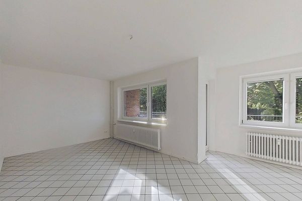Großzügig gestaltete 4-Zi.-Whg. mit BALKON und viel Komfort