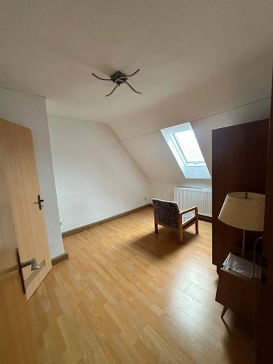 Ehemaliges Gasthaus mit viel Potenzial – Wohn- und Gewerbeimmobilie in 97900 Külsheim – Kinderzimmer Dachgeschoss