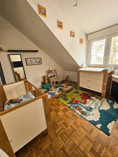 Kinderzimmer / Büro