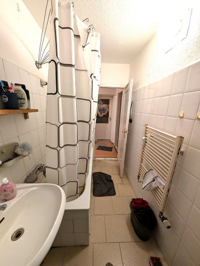 Birinci sınıf konum - hemen taşınmaya hazır, aydınlık 3 odalı daire Prenzlauer Berg'de, ayrı mutfak, Gleimviertel – Bad mit Wanne und Fenster