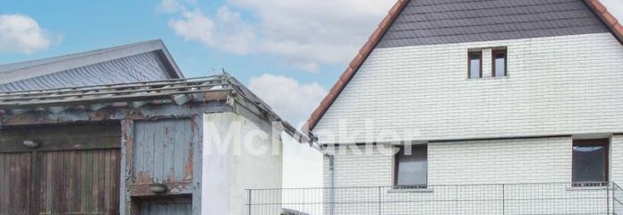 Chance für Neubau: Sanierungs- oder Abrissobjekt in Eppstein-Ehlhalten mit tollem Hof
