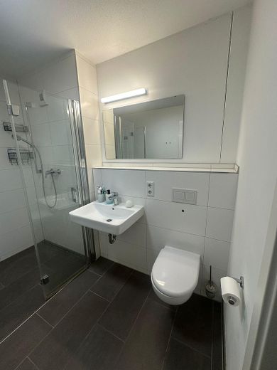2-Zimmer Wohnung im beliebten Marina Quartier HC52 – Duschbad