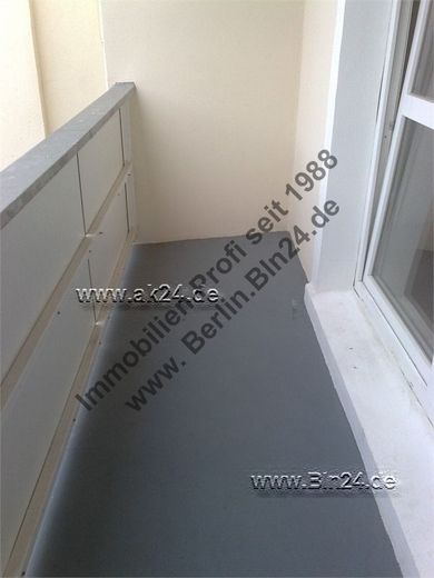 Bezug nach Sanierung in Mitte - Mietwohnung – Südbalkon