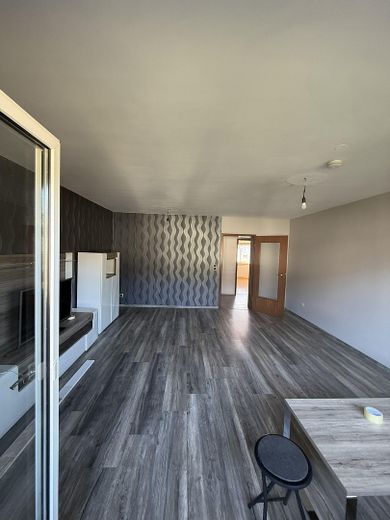 Köln Hohlweide,  2 Zimmer Küche, Diele, Bad, Balkon – Wohnzimmer