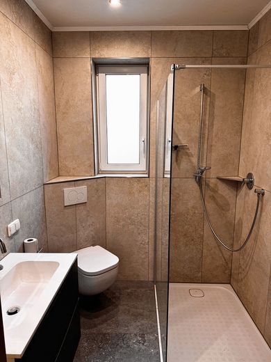 barrierefreies Duschbad im EG