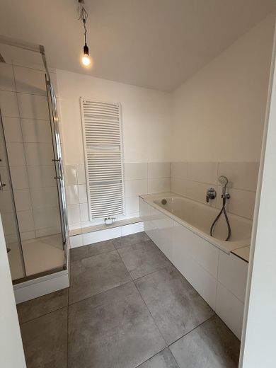 Oberkassel, Erstbezug große sanierte 2 Zimmerwohnung – फोटो 13