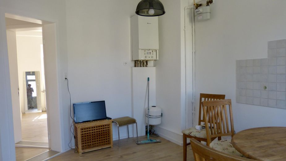 Sanierte 2-Zimmer-Wohnung mit Balkon in Bremerhaven – Küche