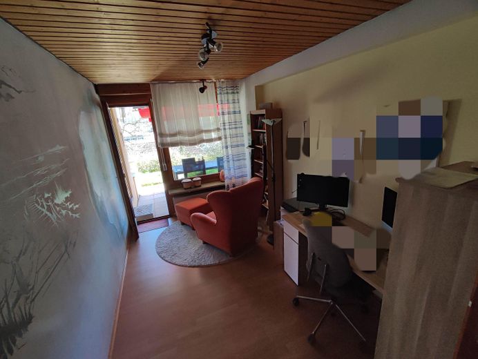 Sunny, well-maintained 3.5-room ground-floor apartment 90m² + approx. 20m² terrace – Photo 9