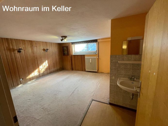 Wohnraum im Keller