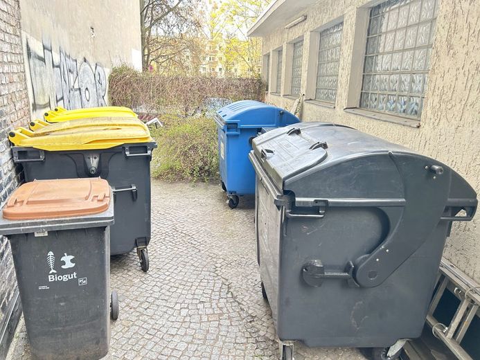 Freie Eigentumswohnung mit Balkon in außergewöhnlicher Lage Berlin – IMG_1004