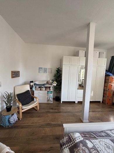 Old-Building Dream in Leipzig-Gohlis Mitte: Spacious 3-room apartment (88 m²) with stylish character – Schlafzimmer