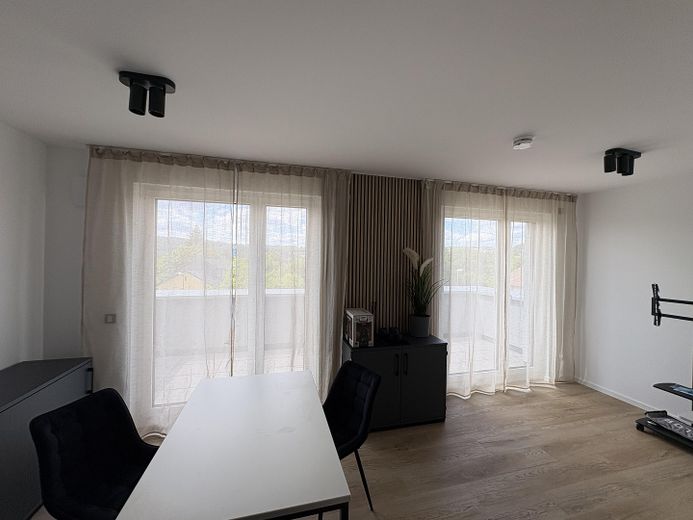 İlk kiralama: Mobilyalı, seçkin penthouse 1 odalı daire, yüksek kaliteli yeni binada – Foto 3