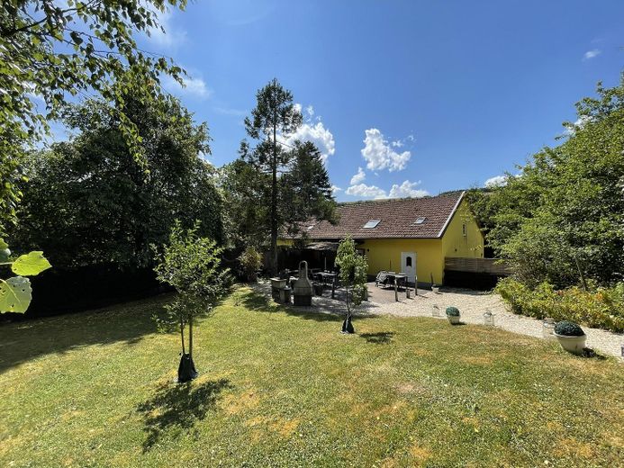 Haus in Alleinlage mit großem Grundstück und 2 Wohnungen – फोटो 27
