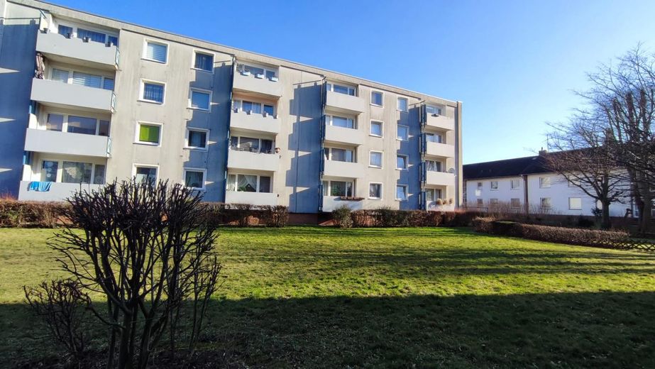 Luminoso e ben distribuito appartamento di 3 locali in affitto a Stadthagen – Außenansicht 