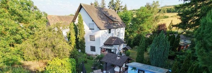 Blick auf das Haus und Garten