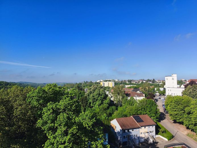Provisionsfrei: Exklusives Penthouse mit XXL-Dachterrasse und Loggia – Aussicht