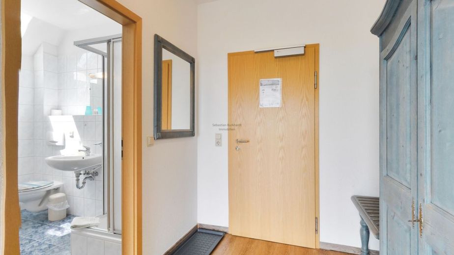 Faktor 6,5!!! Kapitalanlage mit etabliertem Gastronomie- &amp; Pensionsbetrieb im Kurort Masserberg – Pension_2_Wohnzimmer_1