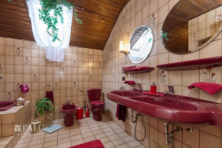 Alles unter einem Dach - Einfamilienhaus oder Mehrgenerationen? – Badezimmer Obergeschoss