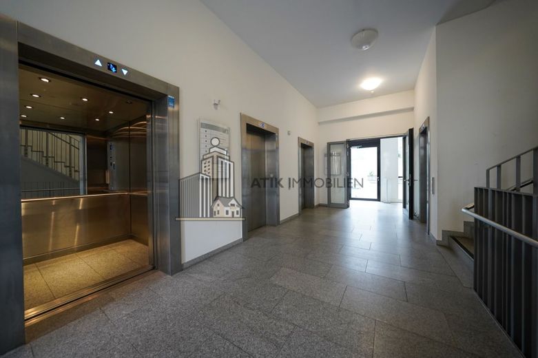 ATIK: Attraktive Büroflächen im X-House am Hauptbahnhof - provisionsfrei – Innenansicht