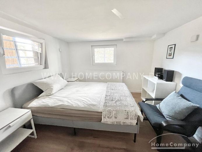 Friedrichsdorf (8070868) Komplett möbliert, ausgestattetes 7 Zimmer Haus – 8c2bdaf5a7284f612dfd3aee6ecfd7bd54204257.jpg