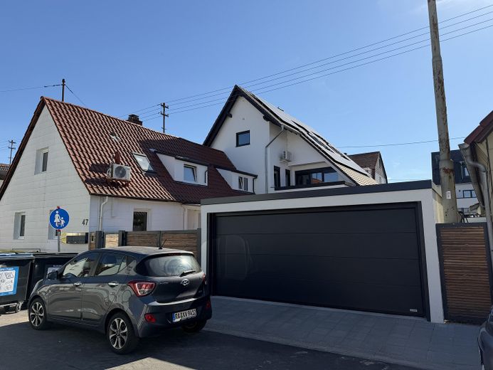 Huis in plaats van appartement – gemoderniseerd voorhuis met tuin – Foto 1