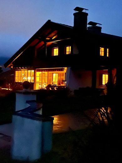 Alpin-Haus im Chiemgau: 44 Nächte jährlich, Sauna & Bergblick – Abendstimmung