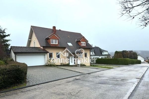 Trierweiler में रसोईघर सहित* बड़ा, आधुनिक अपार्टमेंट