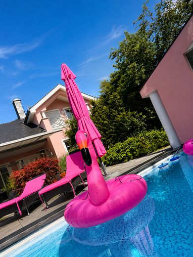 Ekskluzywny dom jednorodzinny z basenem na działce 2.002 m² w pobliżu Trewiru – Private Wohlfühloase