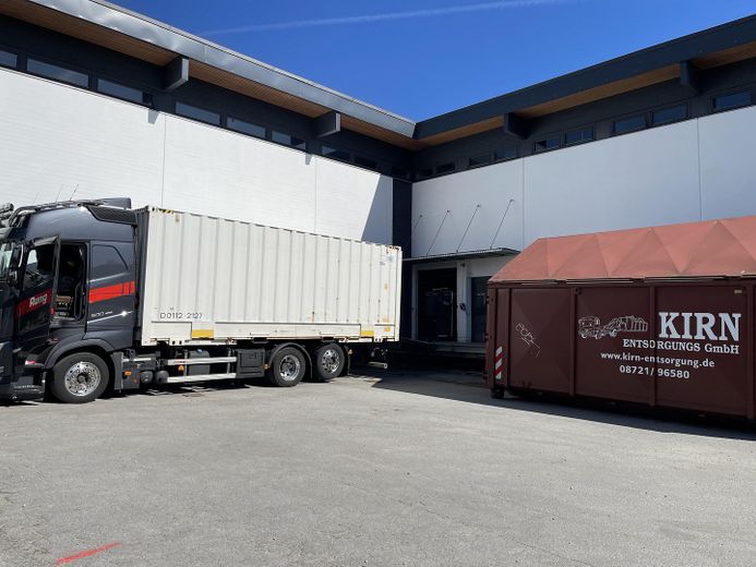 Superfici di magazzino e ufficio riscaldabili in affitto a Eggenfelden -1096qm – Photo 38