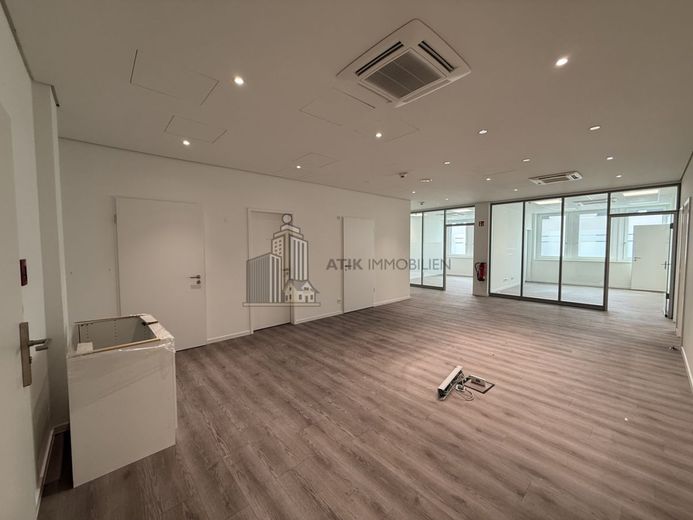 ATIK: Penthouse Provisionsfrei - exklusiv und modern im Ärzte- und Gesundheitszentrum Salutem Bahnst – Innenansicht
