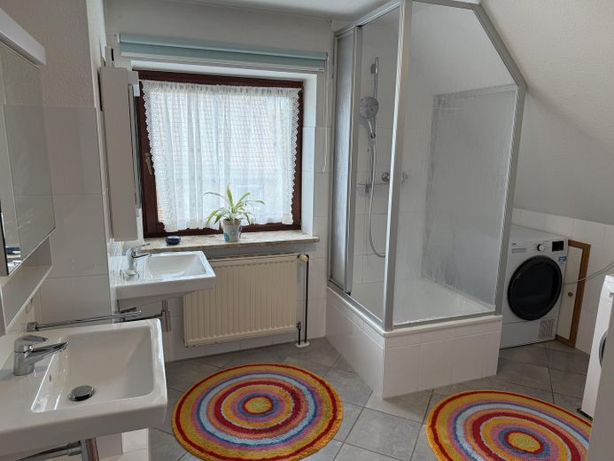 Bad OG, Waschmaschine, Trockne