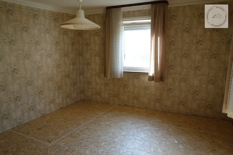 Reserviert - 1 Familienhaus mit Potenzial und sehr großem ,über 2000 qm, Garten – Bild 12