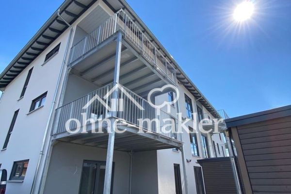 Apartamento de 3 habitaciones con cochera