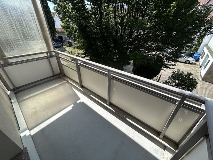 Genau das Richtige! Helle 3-Zimmer-Wohnung mit Balkon! – Foto 1