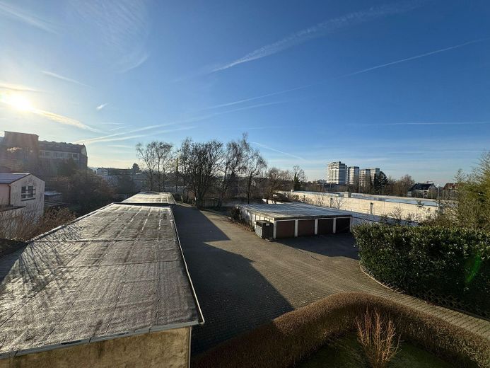 Südwest-Balkon mit viel Sonne