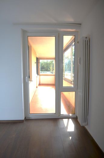 zweiter Zugang zum Balkon 