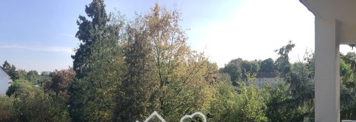Helle 2-Zimmerwohnung mit Süd-Balkon und Blick ins Grüne